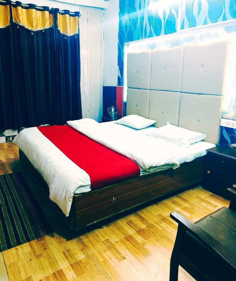 Hotel Holiday Plaza Dalhousie - Near Ghandhi Chowk Mall Road Exteriér fotografie
